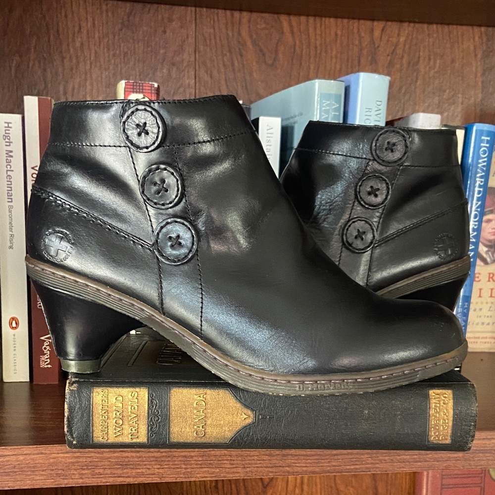 Dr. Martens Jenna Dia Black Palatino Leather Ankle Boots Women's Size 9